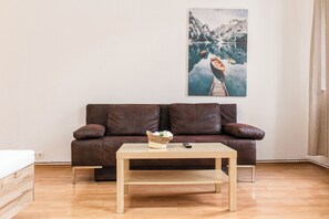 Basic Room | Free WiFi
