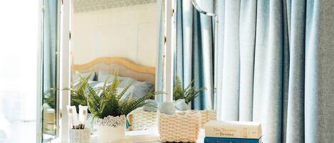 3 slaapkamers, een strijkplank/strijkijzer, wifi, beddengoed