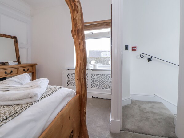 Cottage | Bahagian dalam