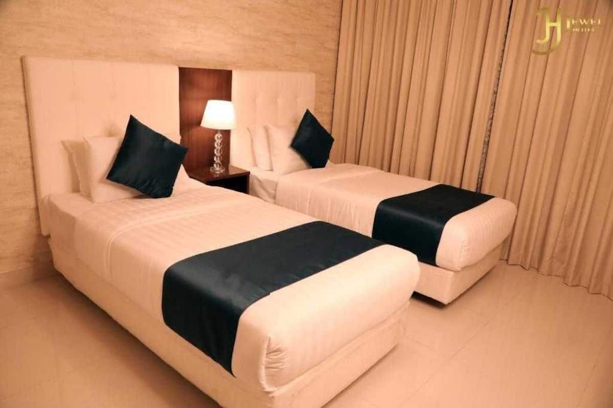 Executive Suite, 2 Bedrooms | Free WiFi, bed sheets