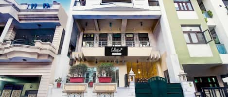 House | Exterior