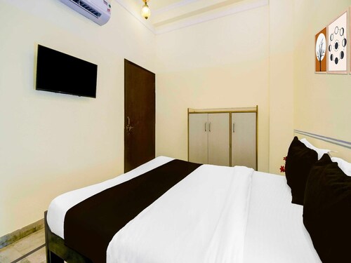 Collection O Sikar Road Jaipur