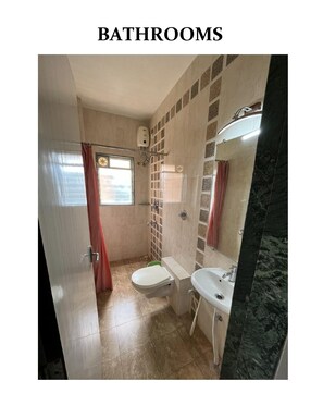 Dusche, kostenlose Toilettenartikel, Handtücher, Seife