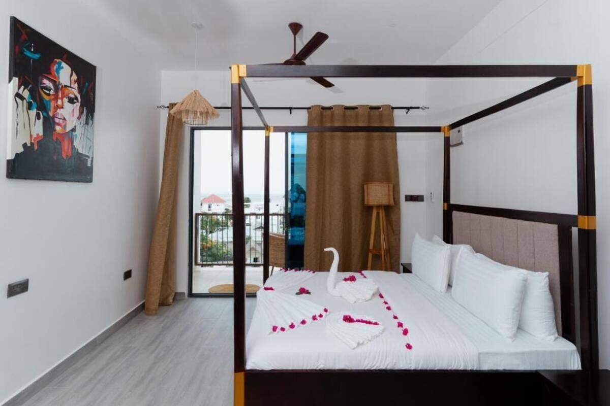 Deluxe Double Room, Balcony, Sea View | Free WiFi