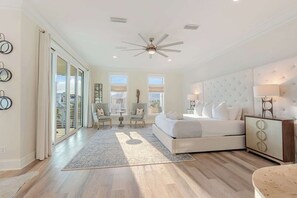 5 bedrooms, desk, iron/ironing board, travel cot