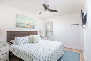 6 bedrooms, WiFi, bed sheets