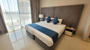 WiFi (free), bed sheets