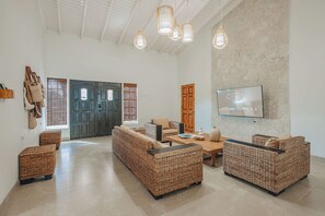 Téléviseur, bureau