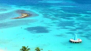 Playa en los alrededores