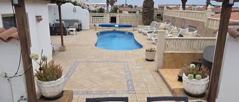 Indoor pool, outdoor pool