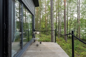 Superior-sviitti, järvinäköala, järven rannalla | Terassi/patio