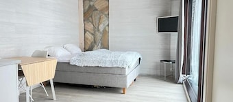High-quality suite by the lake