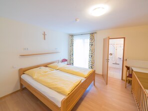 2 Schlafzimmer, WLAN, Bettwäsche, Rollstuhlgeeignet