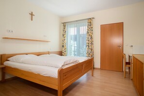 2 Schlafzimmer, WLAN, Bettwäsche, Rollstuhlgeeignet