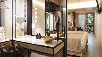 1 chambre, fer et planche Ă repasser, Wi-Fi gratuit, draps fournis