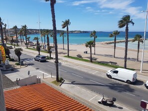 Aan het strand