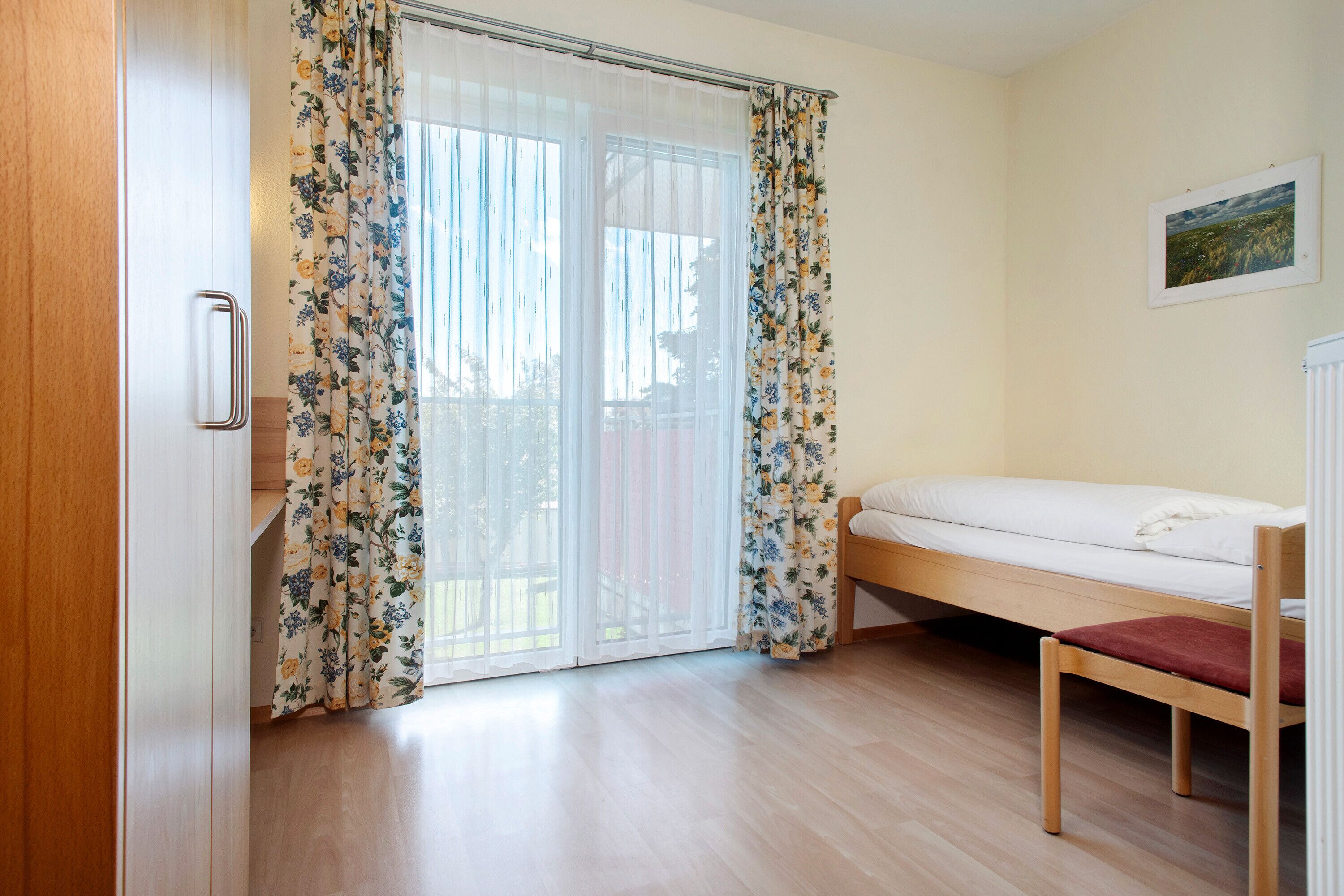 7 Schlafzimmer, WLAN, Bettwäsche, Rollstuhlgeeignet