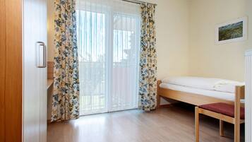 7 Schlafzimmer, WLAN, Bettwäsche, Rollstuhlgeeignet