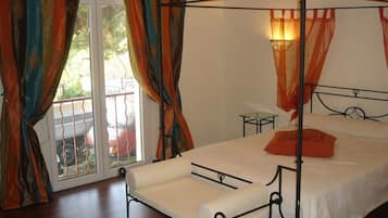 1 habitación, tabla de planchar con plancha, wifi gratis y ropa de cama