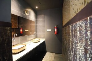 Gratis toiletartikler, hårtørrer, håndklæder, Sæbe