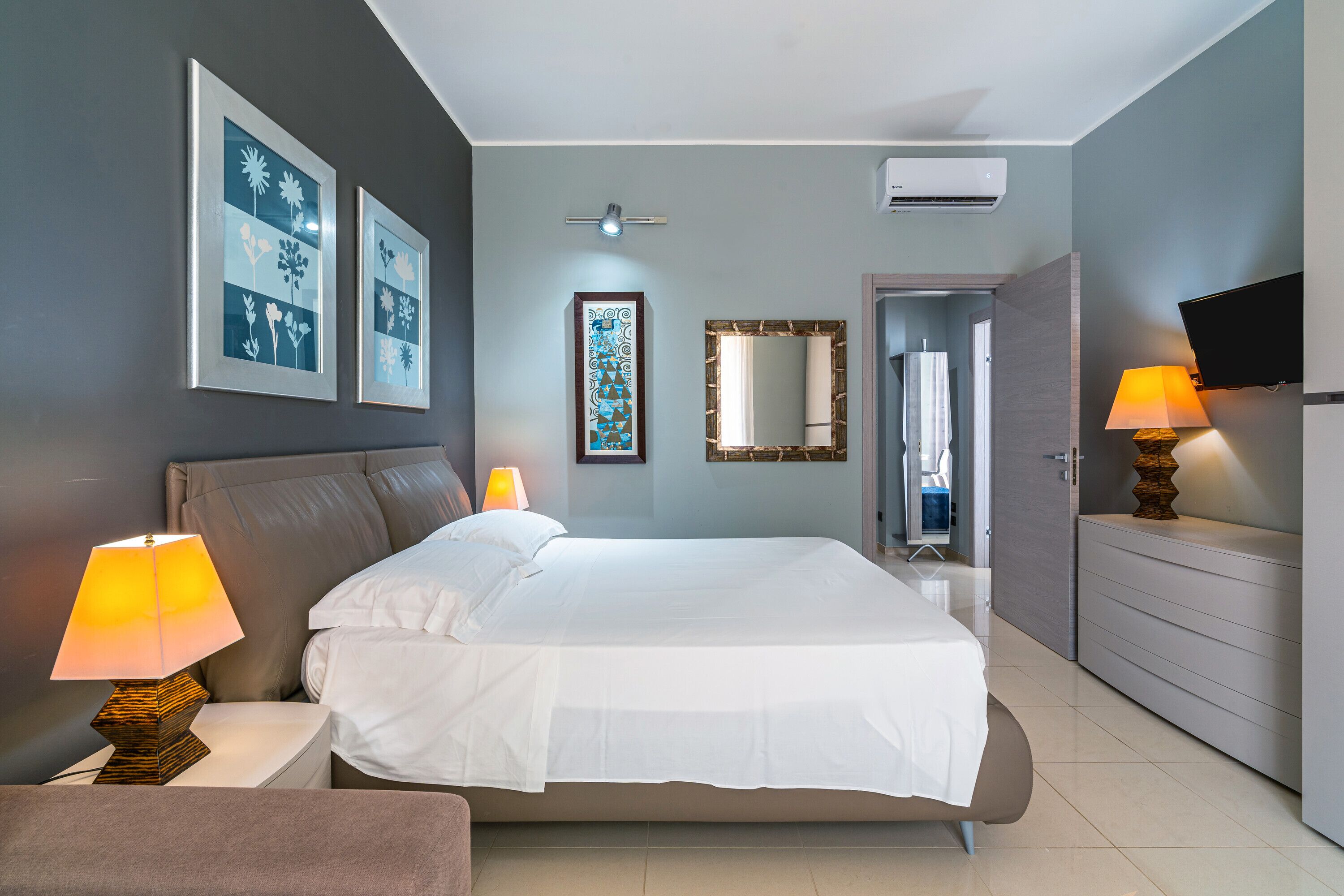 1 camera, Wi-Fi, lenzuola