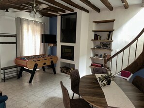 Interior - Gîtes in Sarthe at the gateway to the Perche region. Great hiking and biking! (Saint-Georges-du-Rosay)