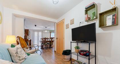 L'escambell Grau del Llop. Apartment for Rural Tourism.