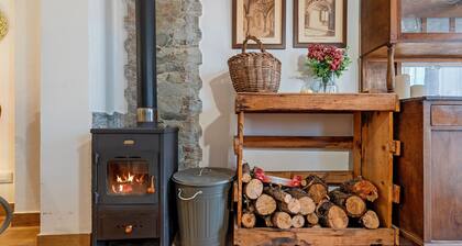 L'escambell Grau del Llop. Apartment for Rural Tourism.