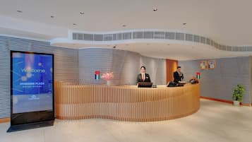 Quầy tiếp tân