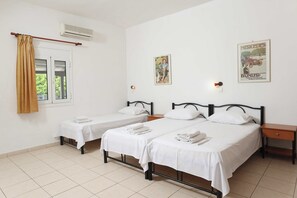 Studio | Iron/ironing board, free WiFi