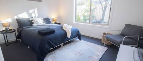 2 soverom, strykejern/-brett, wi-fi (inkludert) og sengetøy