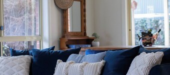 Stress-free stay: secure garage parking on site, fast Wi-Fi and fully equipped kitchen.<br>Walk everywhere: just 2-minutes to cafes, IGA supermarket, chemist and public transport—no car needed!<br><br>Book to enjoy heritage charm steps from city conv