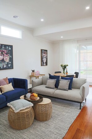 TV, fireplace, offices