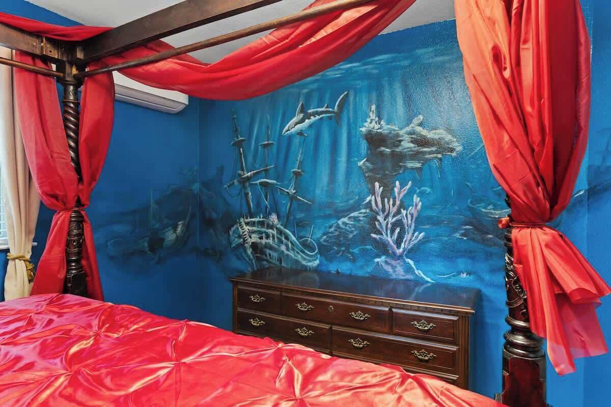 3 bedrooms, iron/ironing board, travel crib, WiFi