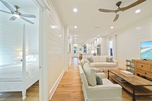 4 Schlafzimmer, Bügeleisen/Bügelbrett, kostenloses WLAN, Bettwäsche