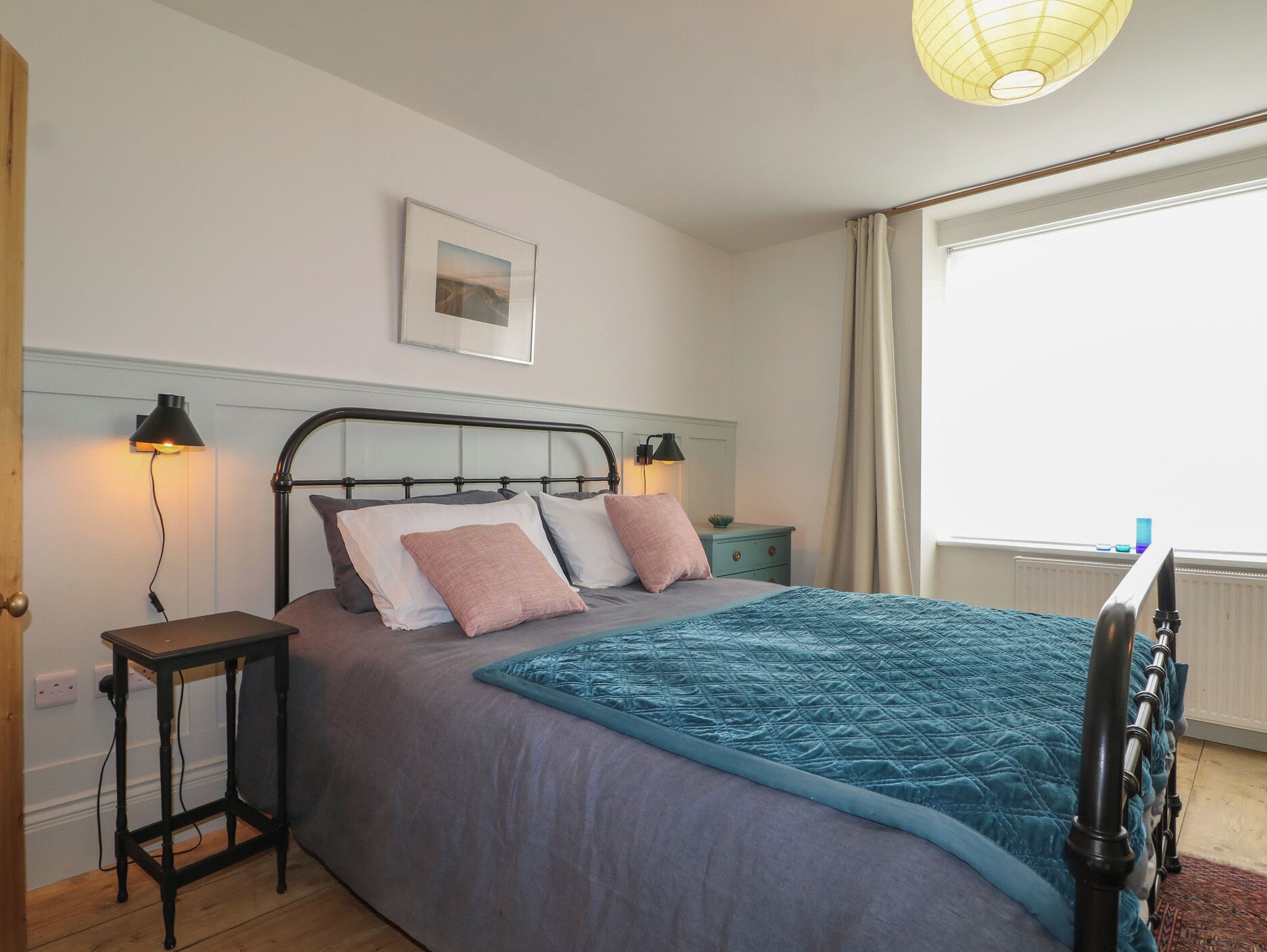 2 bedrooms, individually decorated, individually furnished, free WiFi