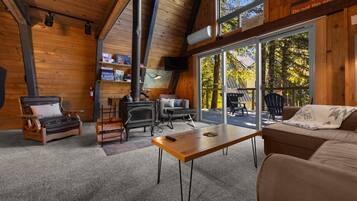 TV, fireplace, offices