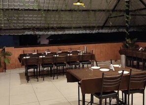 Daily to-go breakfast (INR 200 per person)
