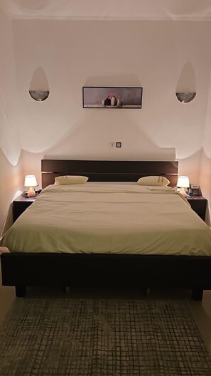 Premium bedding, desk, blackout drapes, iron/ironing board