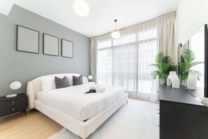 1 室のベッドルーム、デスク、アイロン / アイロン台、WiFi