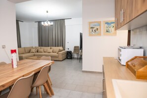 Rumah | 2 kamar tidur dan internet