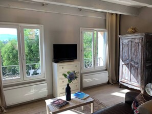 Fernseher, DVD-Player