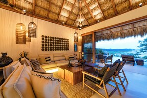 Smart TV, books, stereo, offices - Coastal Living in Huatulco’s Exclusive Enclave (Huatulco)