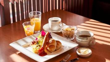 Daily continental breakfast (INR 250 per person)