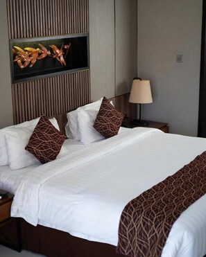 Deluxe Double Room, 1 King Bed, Smoking, Private Bathroom - Hotel AeroFly Stay by KDSON (New Delhi)
