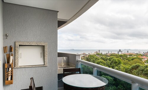 Apt W/balcony and BBQ 500m From the Beach Rml605