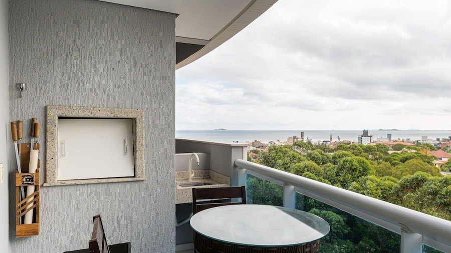 Apt W/balcony and BBQ 500m From the Beach Rml605