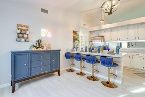 Talo (4 Bedrooms) | Sisätilat