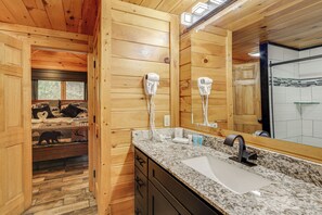 Interior - 1 Mi to Dtwn Gatlinburg: Hot Tub Haven in Smokies! (Gatlinburg)