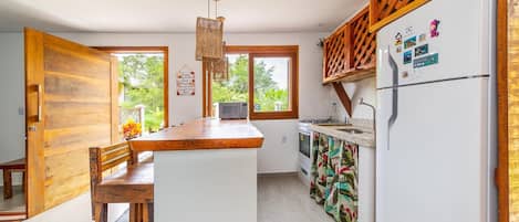 Vila básica | Cozinha privada | Talheres/pratos/utensílios de cozinha